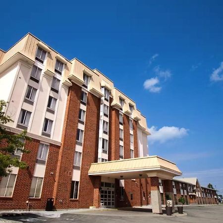 Waterloo Suites Hotel, Trademark Collection By Wyndham Экстерьер фото